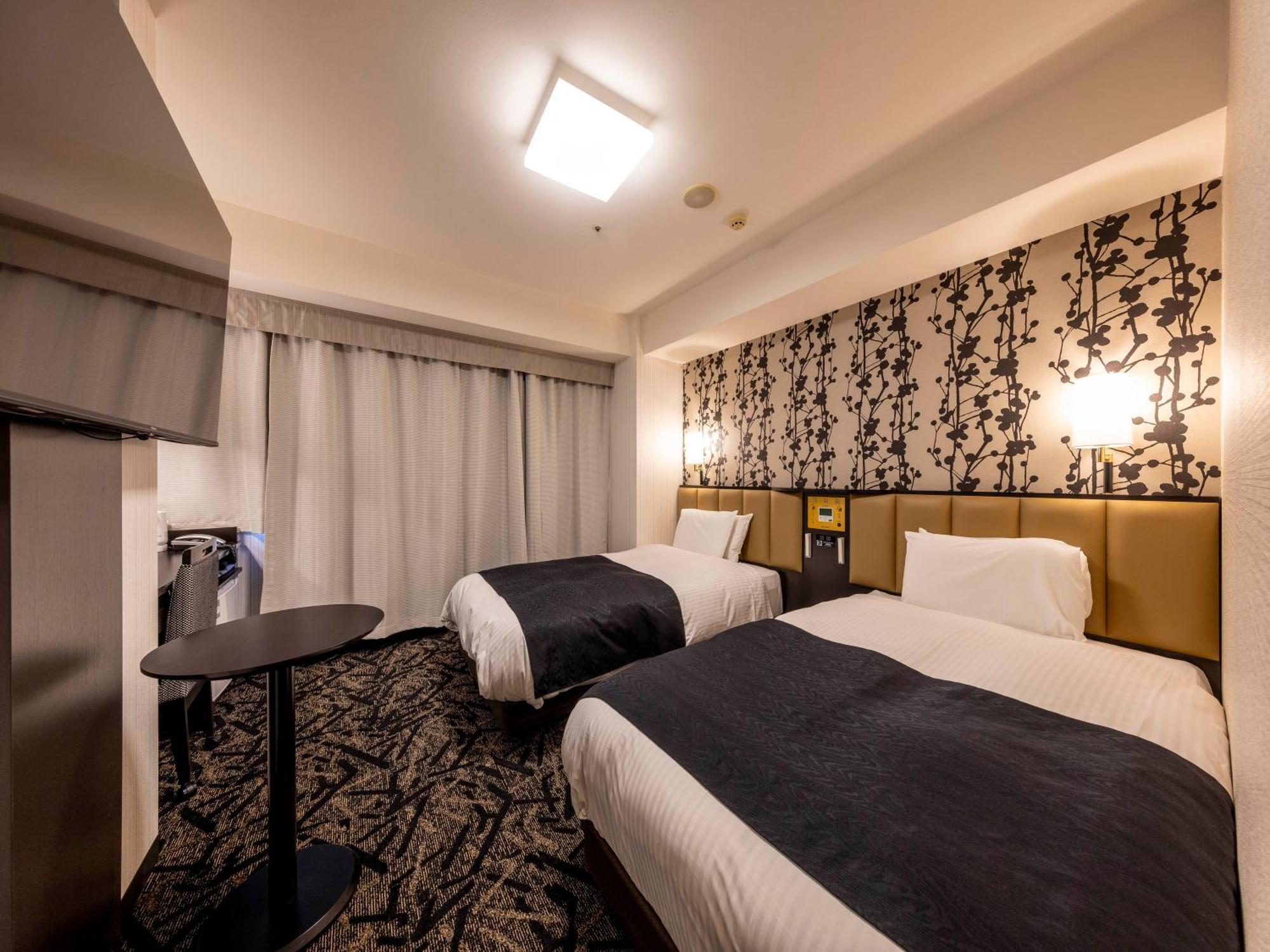 Apa Hotel Kanazawa Chuo Ngoại thất bức ảnh